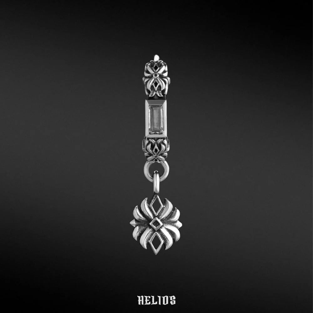 LOTUS SENTINEL CHARM Helios Silver
