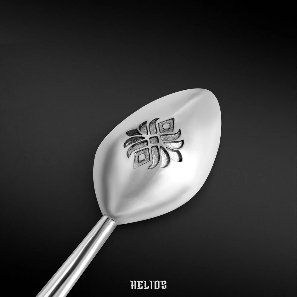 Lotus Serene Black Silver Spoon - Image 4