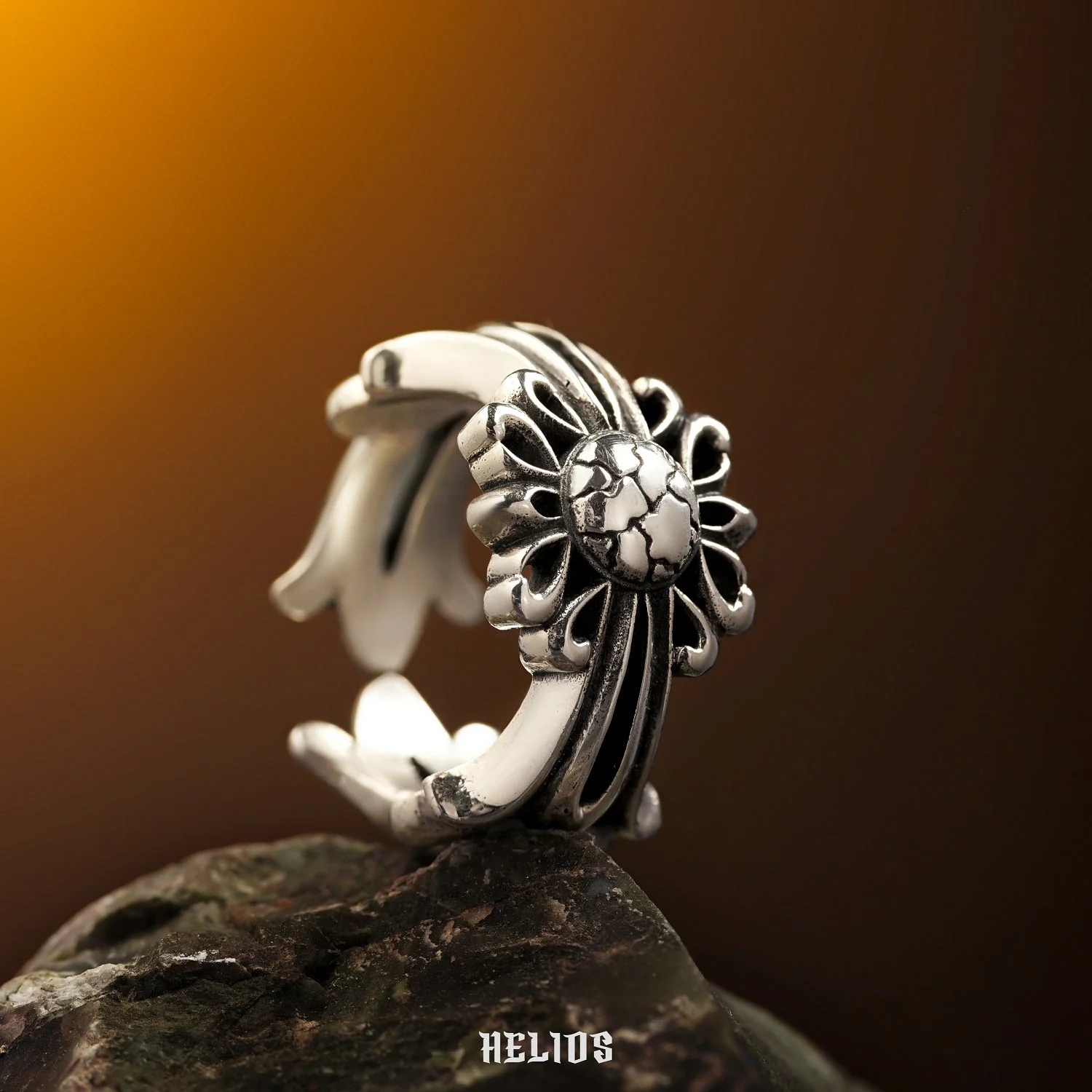 Redwood Sunflower Black Silver - Image 3